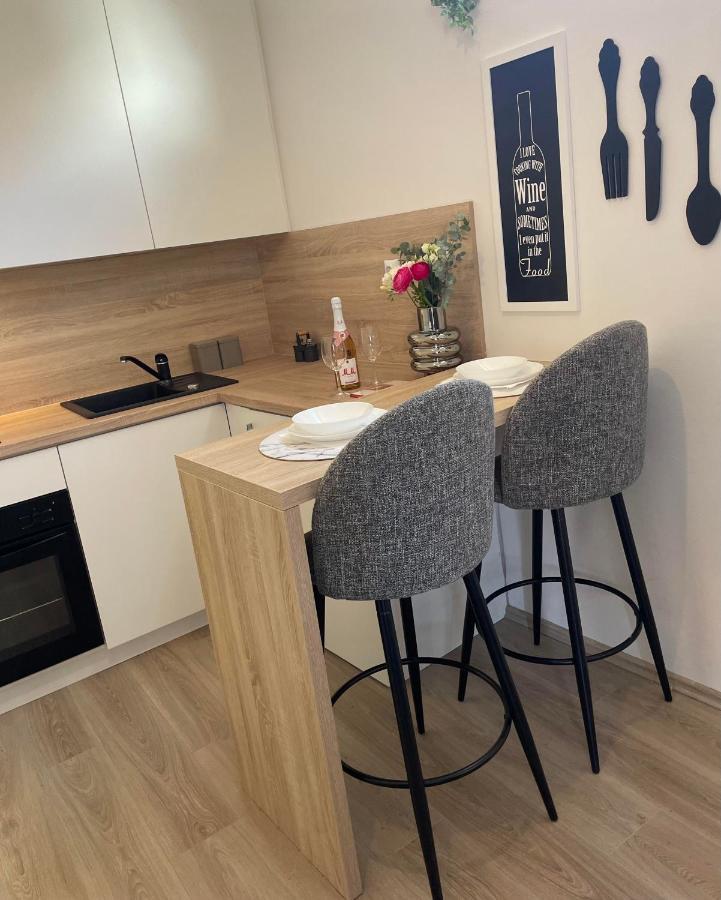 קאלי Apartman S M4 With The View מראה חיצוני תמונה
