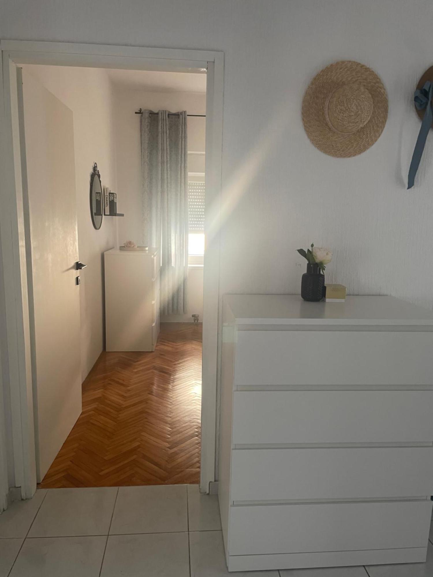 קאלי Apartman S M4 With The View מראה חיצוני תמונה